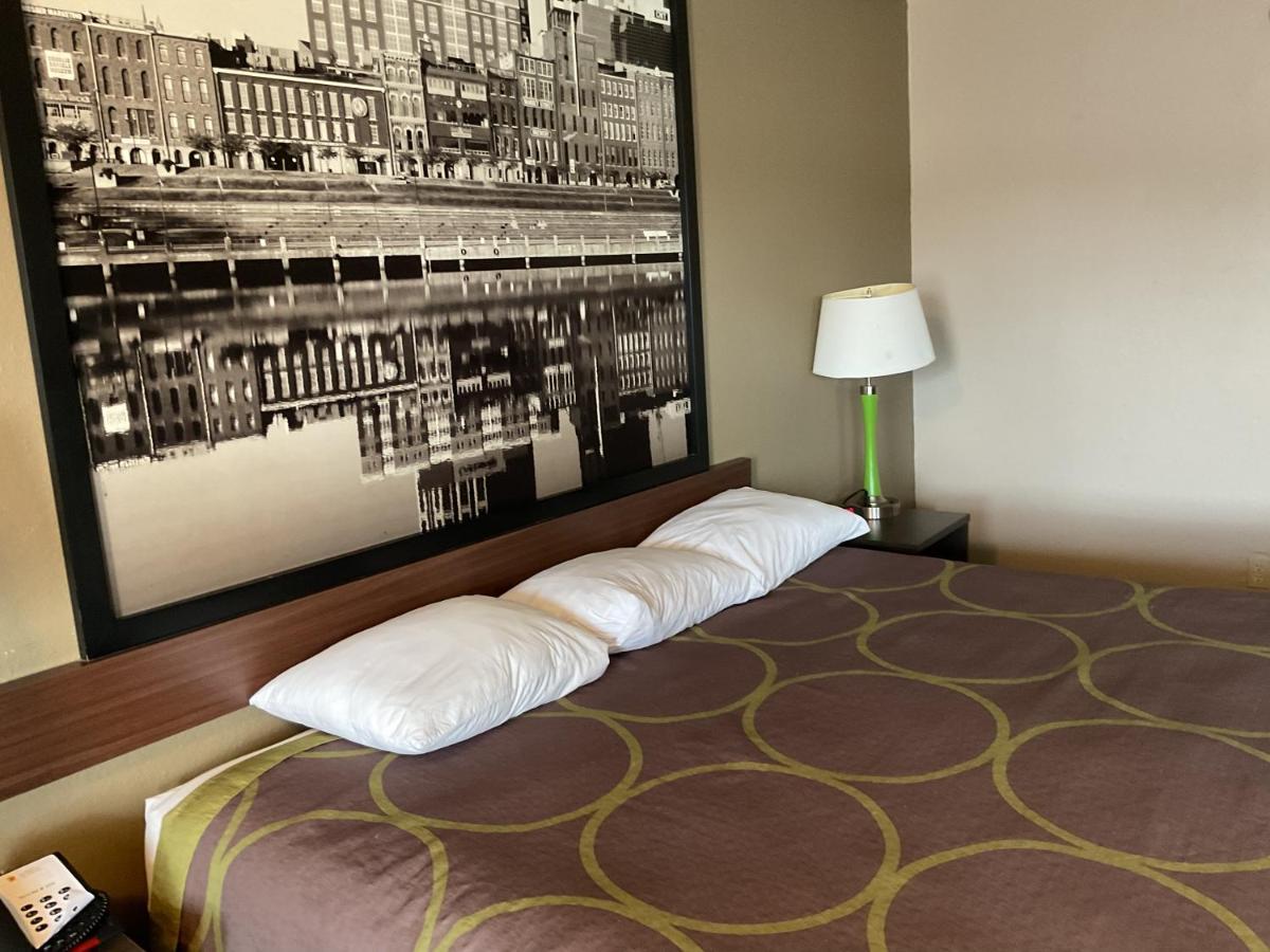Super 8 By Wyndham Chattanooga/איסט רידג' מראה חיצוני תמונה