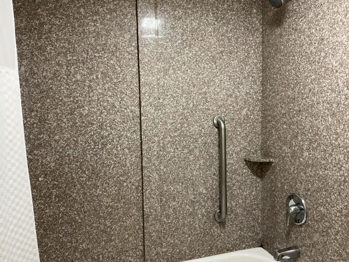 Super 8 By Wyndham Chattanooga/איסט רידג' מראה חיצוני תמונה