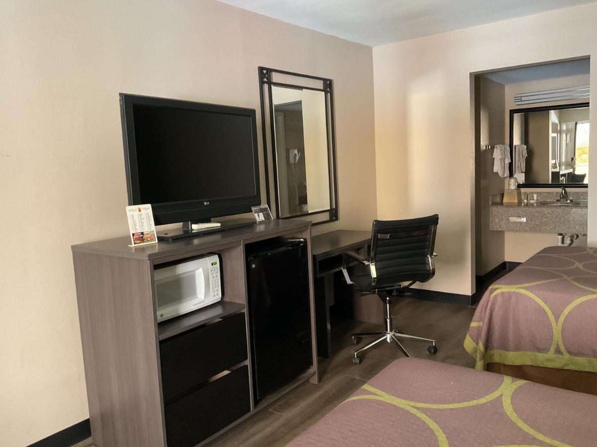 Super 8 By Wyndham Chattanooga/איסט רידג' מראה חיצוני תמונה