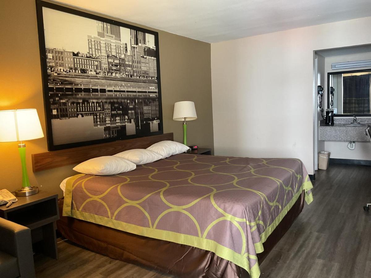 Super 8 By Wyndham Chattanooga/איסט רידג' מראה חיצוני תמונה
