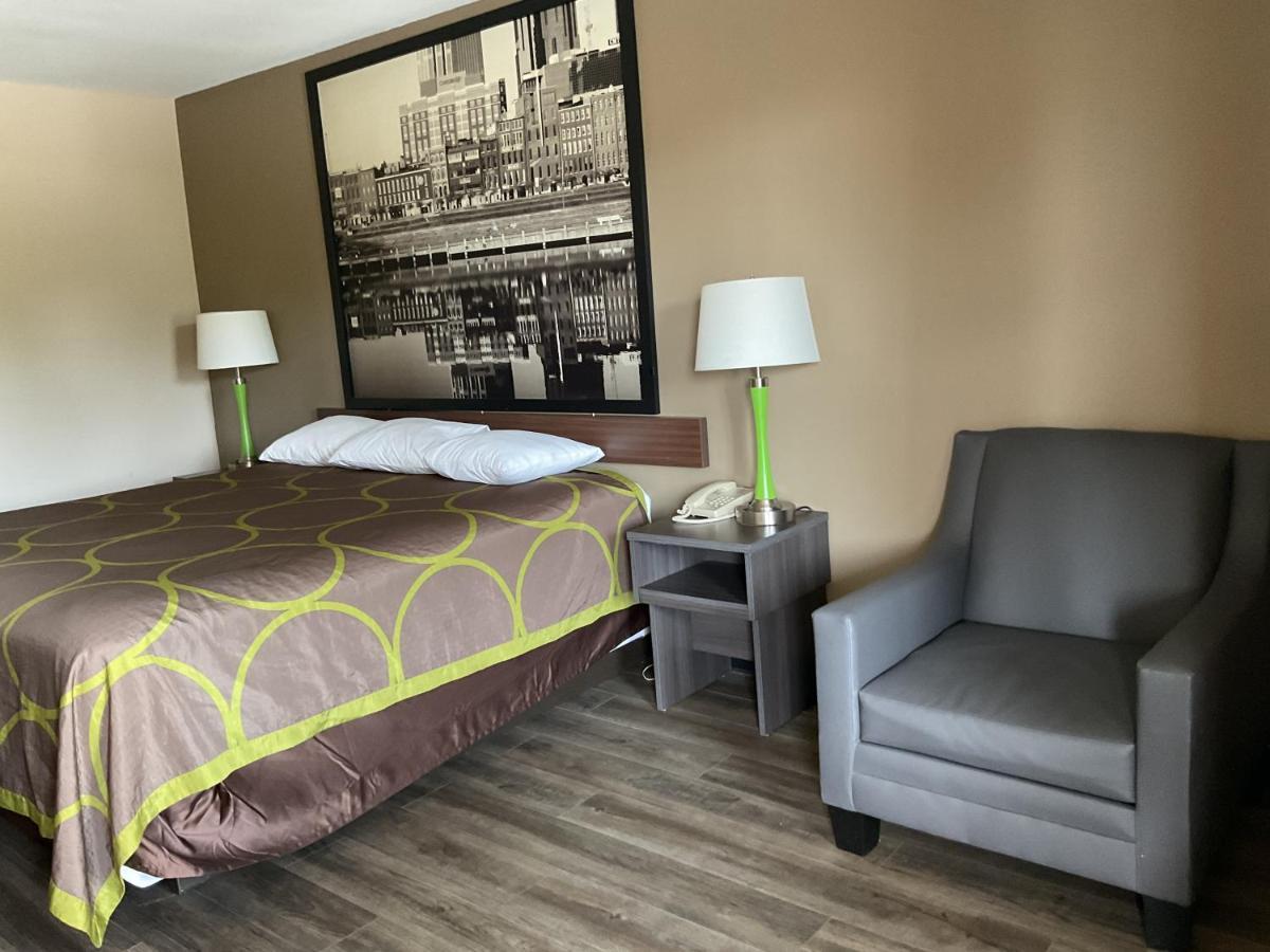 Super 8 By Wyndham Chattanooga/איסט רידג' מראה חיצוני תמונה
