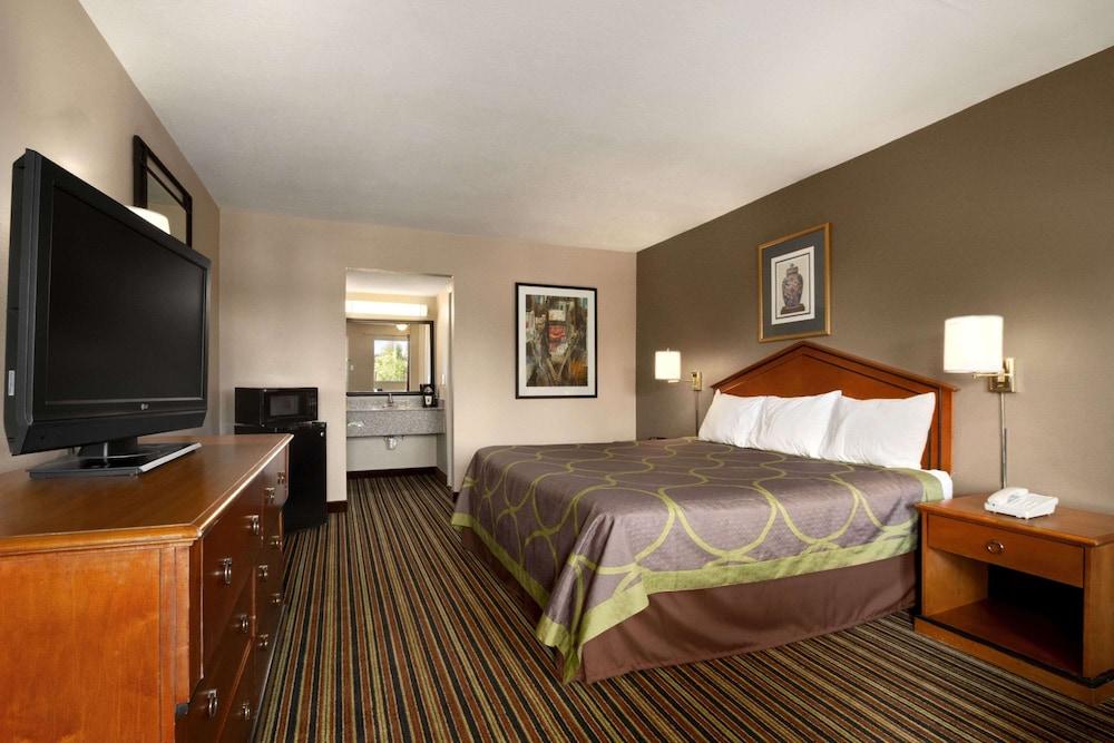 Super 8 By Wyndham Chattanooga/איסט רידג' מראה חיצוני תמונה